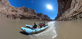 Crusing on the Colorado River